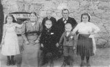 Fam. Richard Hunn ca. 1912 (v.l. Katharina, M:Ottilia, Josef, V:Richard, Ottilie, vorn: Paul+Peter)