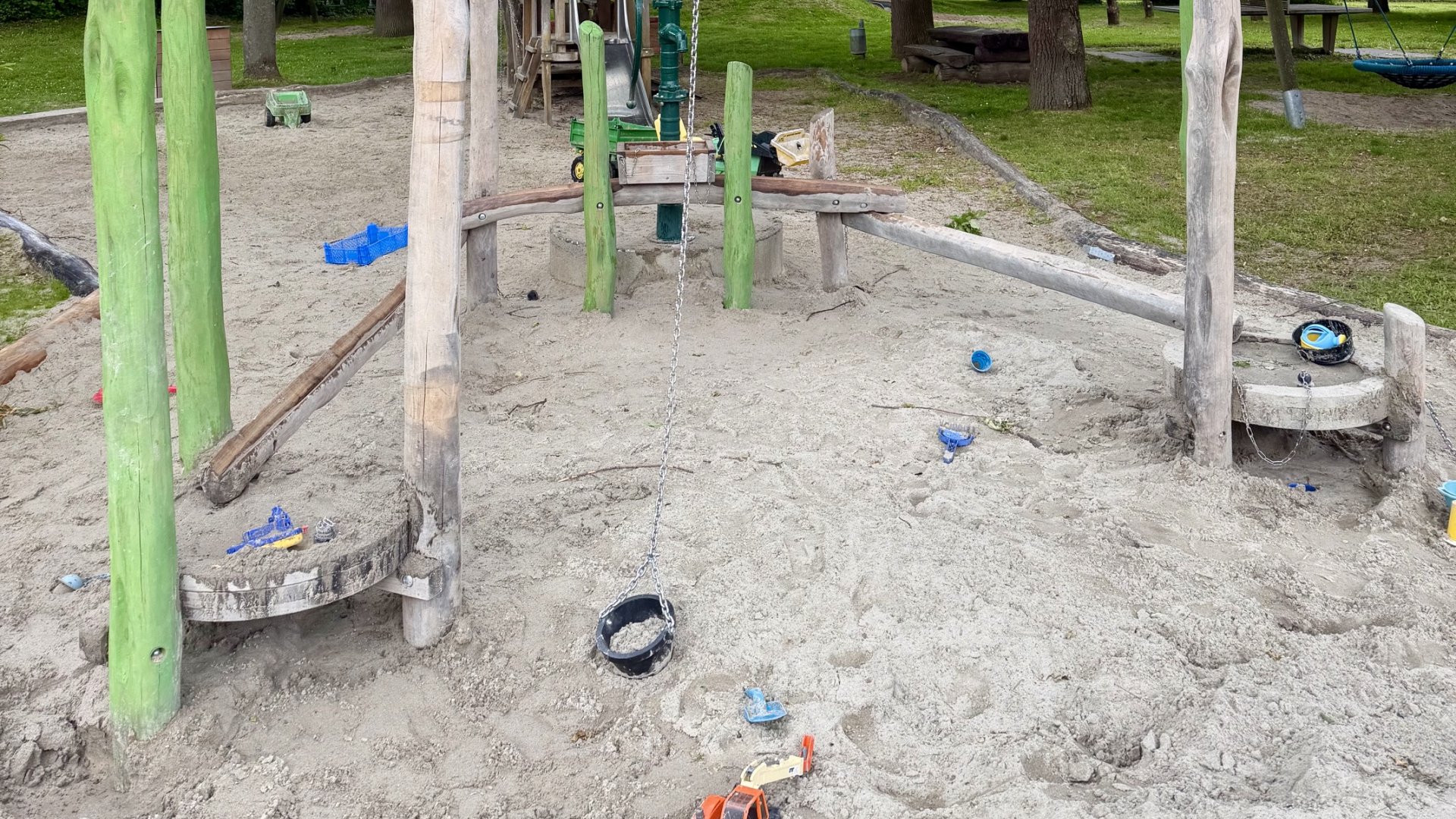 Wasserspielgerät Spielplatz Au 3