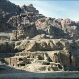 Petra: Zinnengräber, wahrscheinlich älteste Grabanlagen Petras, Foto: Bammert