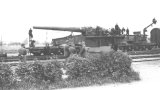 1945 Eisenbahngeschütz im Bahnhof Gottenheim