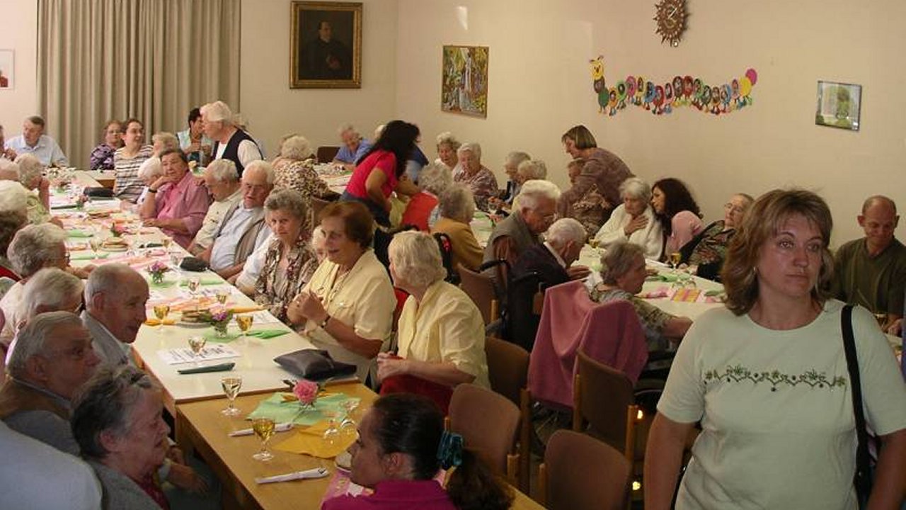 Weiter zu Seniorentreff